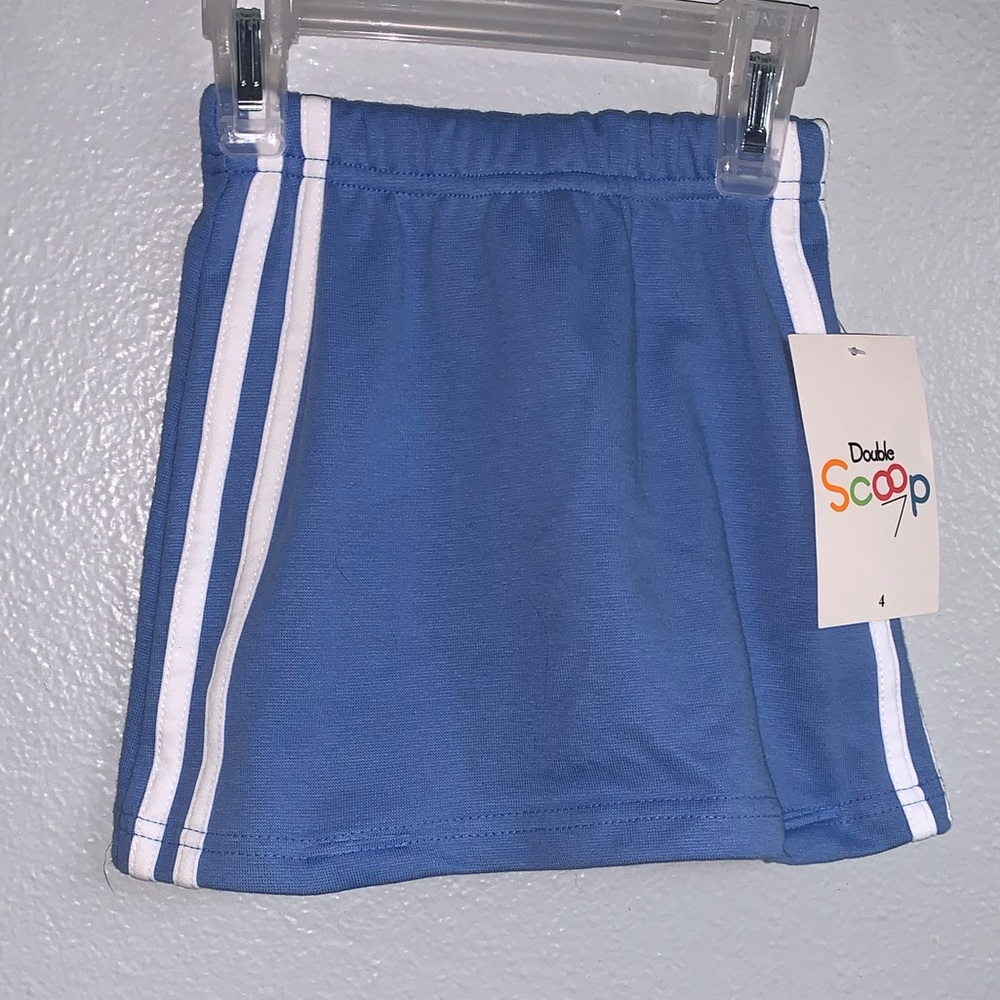 Double Scoop 7 Knit Skort. Size 4. NWT.